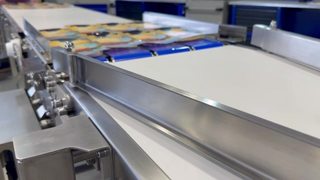 Зона передачи продукции на выходной конвейер